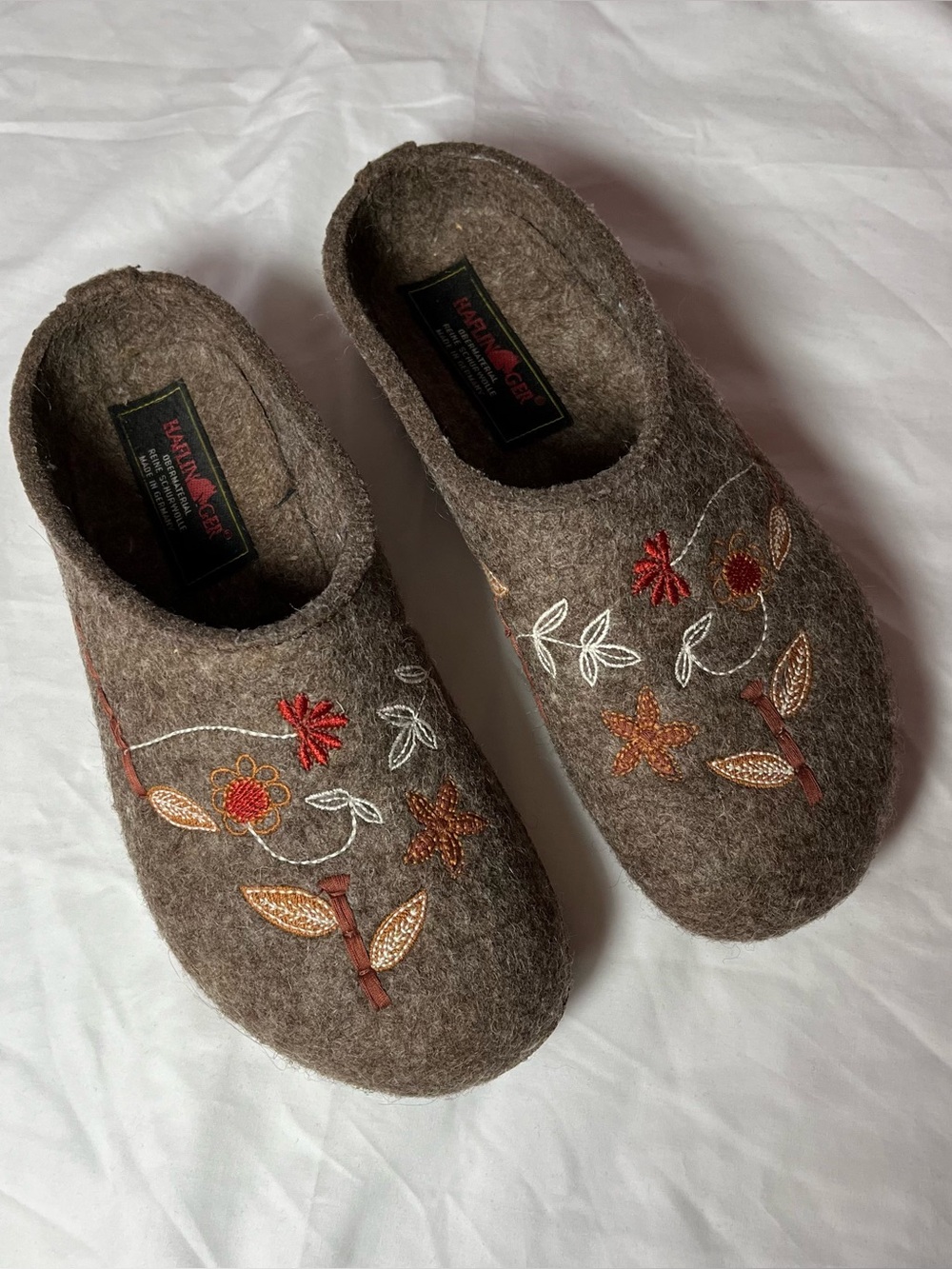 Haflinger Women's Brown Embroidered Wool Clogs - Brown